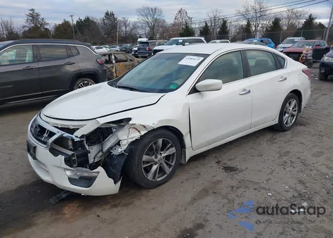 2013 Nissan Altima 2.5 Sv z USA, uszkodzony, nr VIN 1N4AL3AP2DC915595